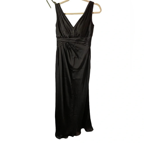 MONIQUE LHUILLIER BRIDESMAIDS BLACK SATIN GOWN - Picture 1 of 3